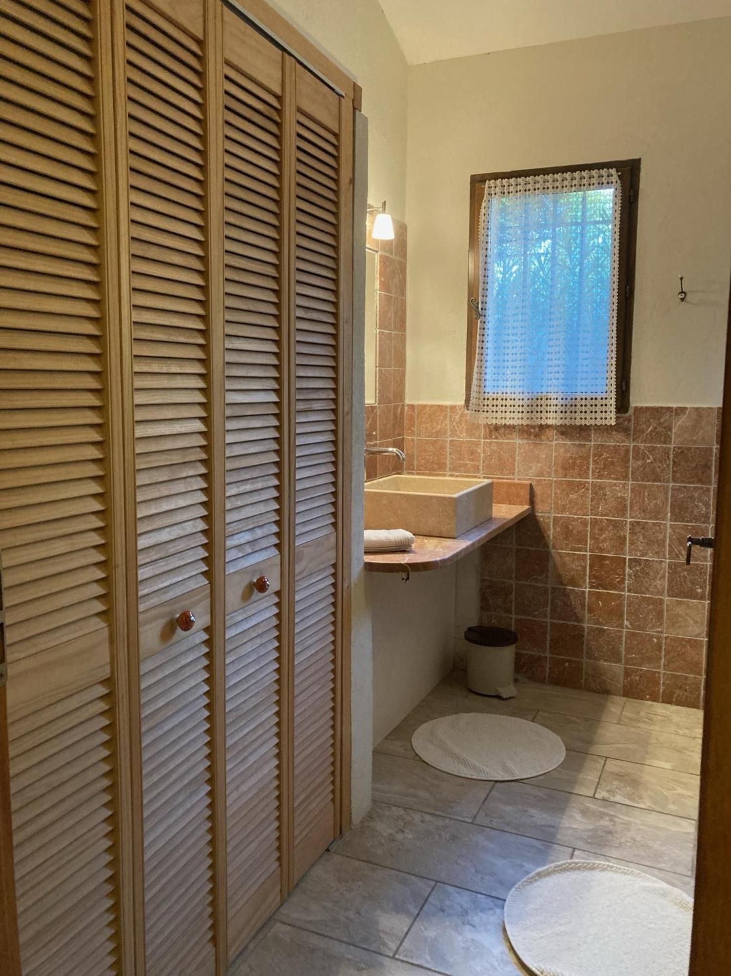 Villa La Petite Garrigue Mérindol Exterior foto